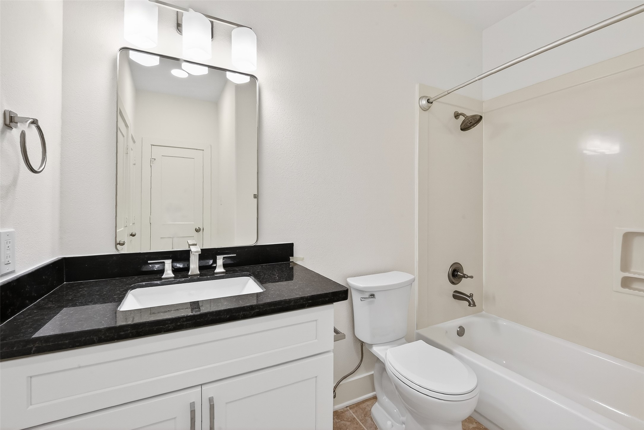 1834 Kessler Park Court Property Photo 33