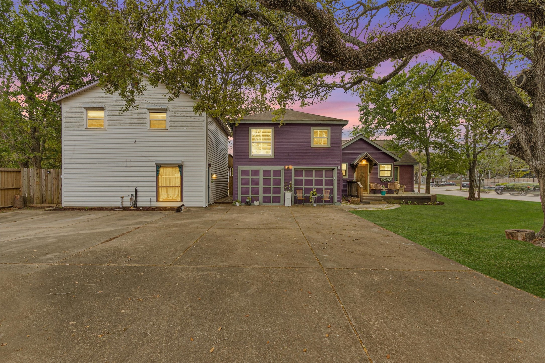 205 S Hood Street Property Photo