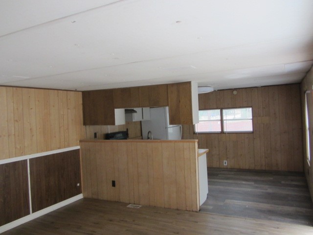 1306 Avenue E Property Photo 7