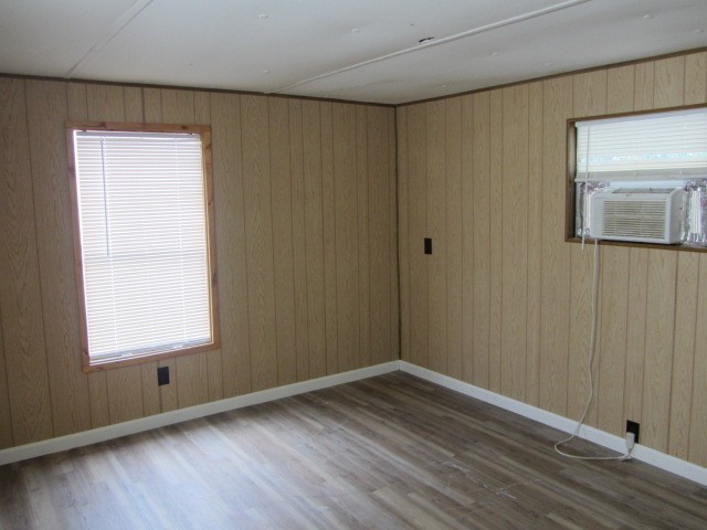1306 Avenue E Property Photo 10