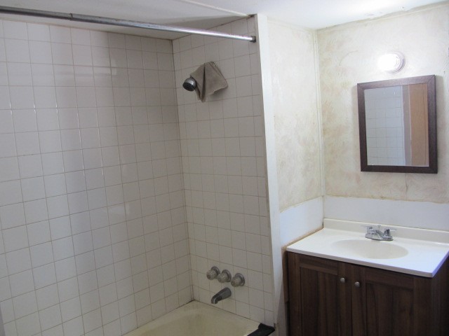 1306 Avenue E Property Photo 11