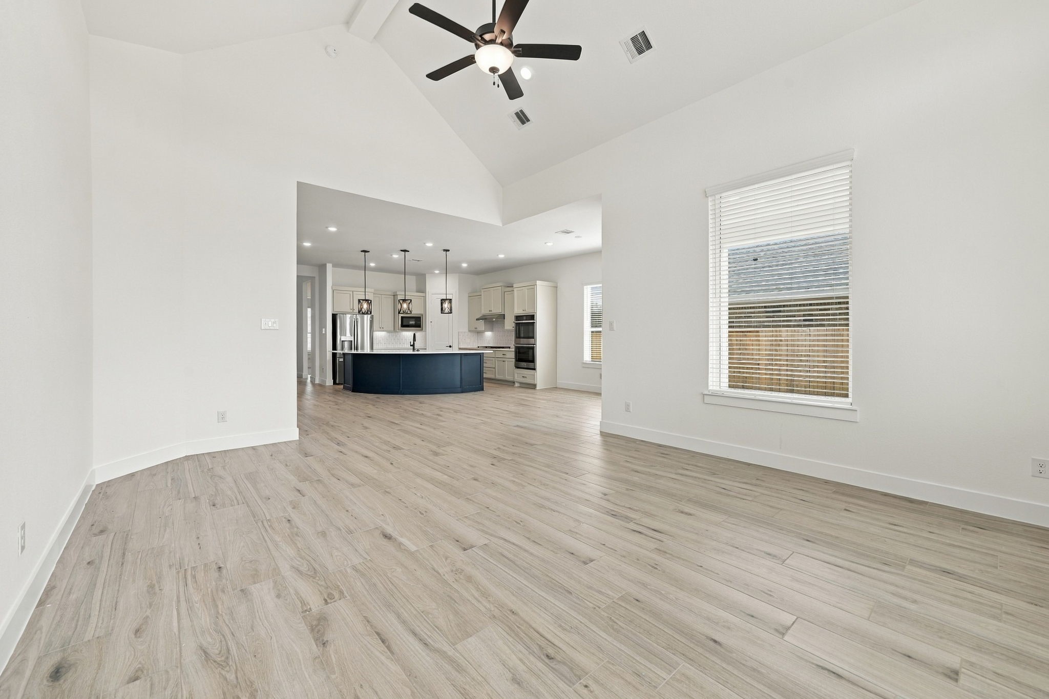 9614 Chateau Hill Drive Property Photo 16