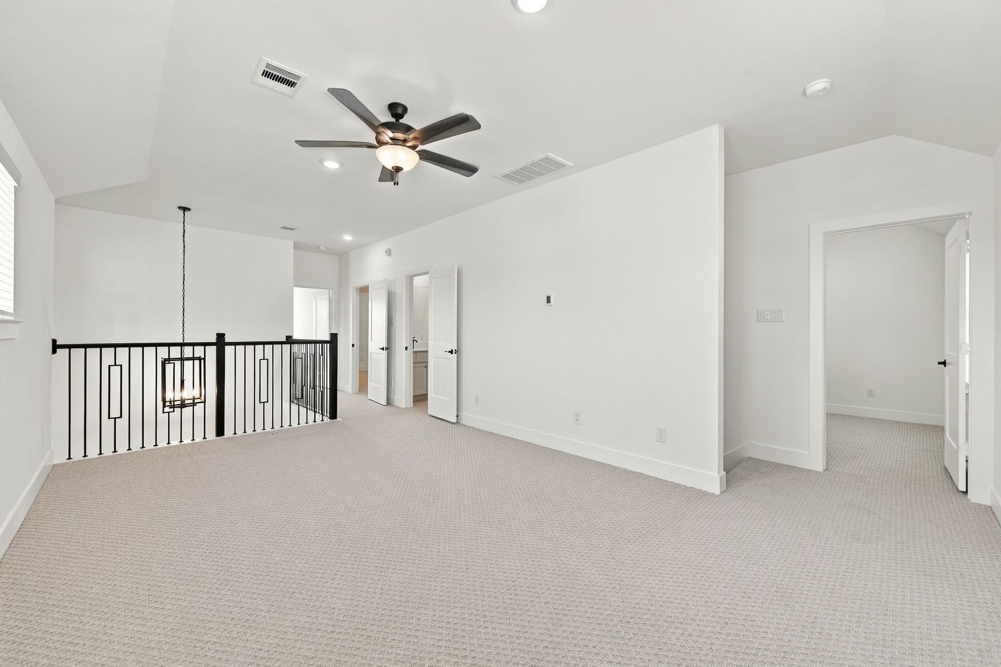 9614 Chateau Hill Drive Property Photo 21