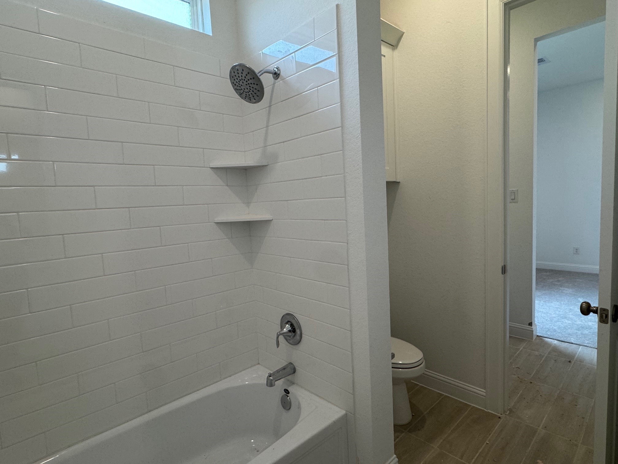 2507 Daisy Meadow Place Property Photo 5
