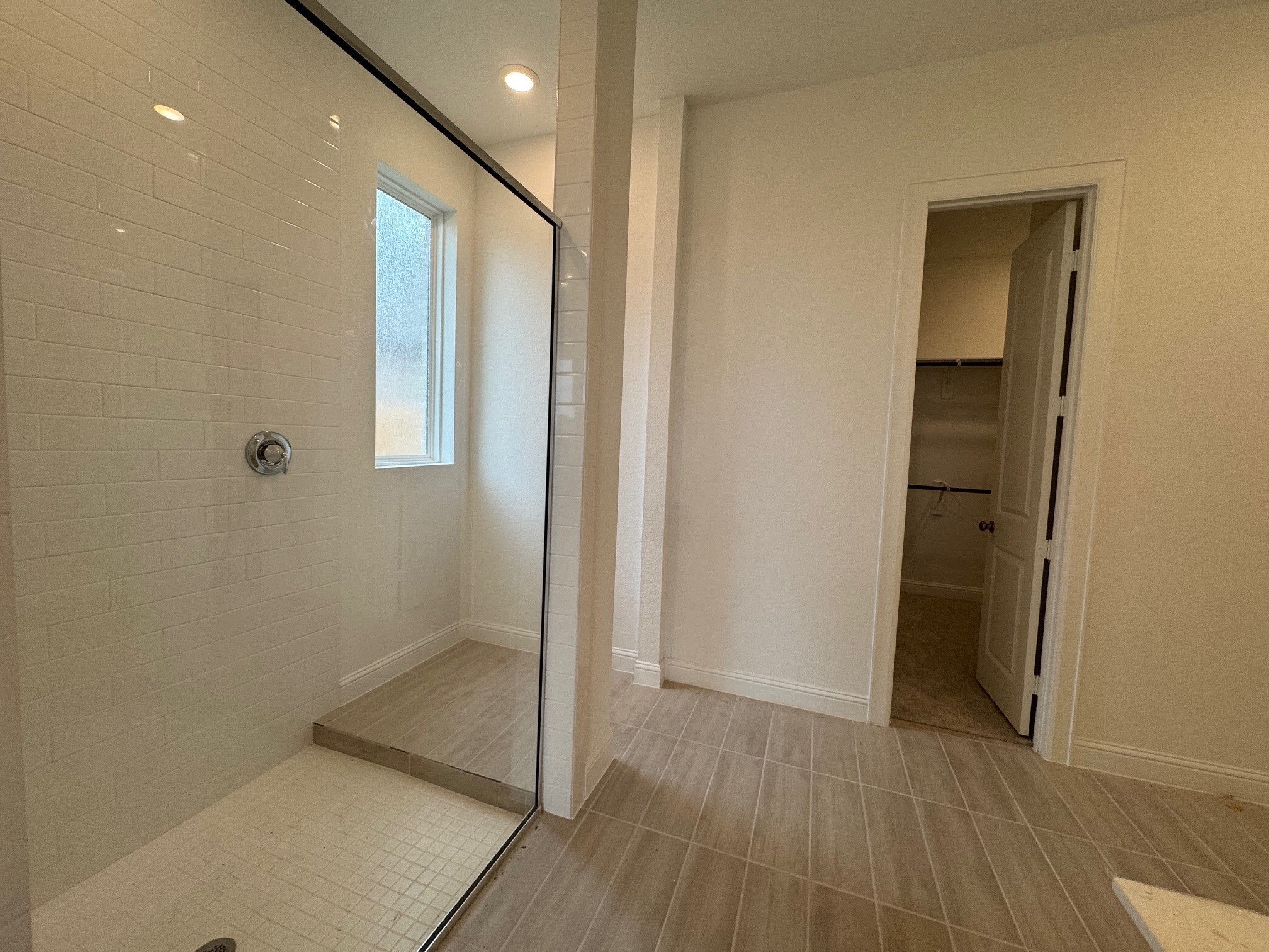 2507 Daisy Meadow Place Property Photo 10