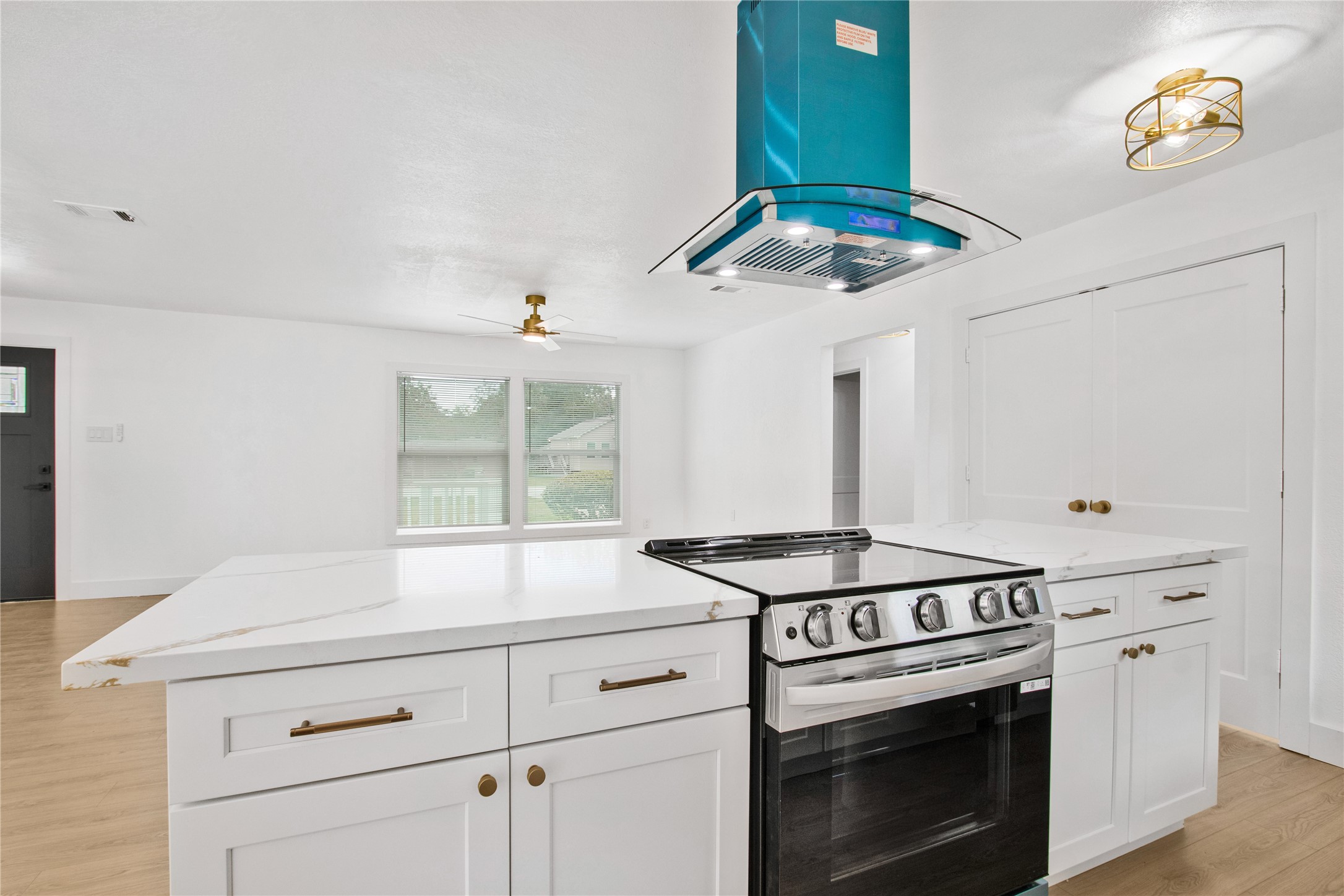1118 Lake Road Property Photo 15