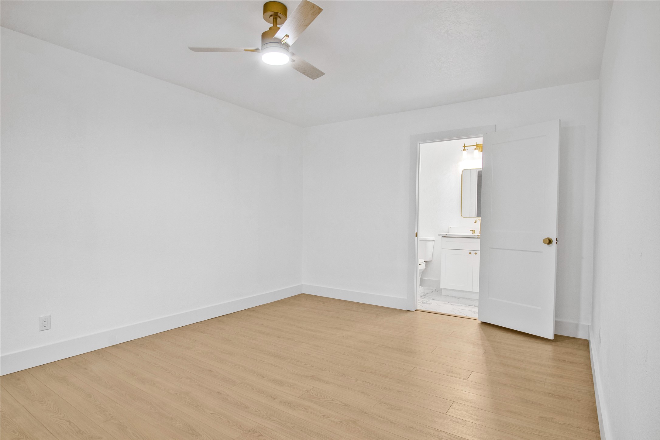 1118 Lake Road Property Photo 21