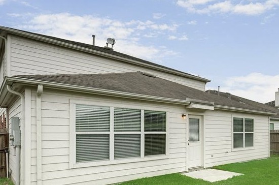 2725 Foster Hill Drive Property Photo 6