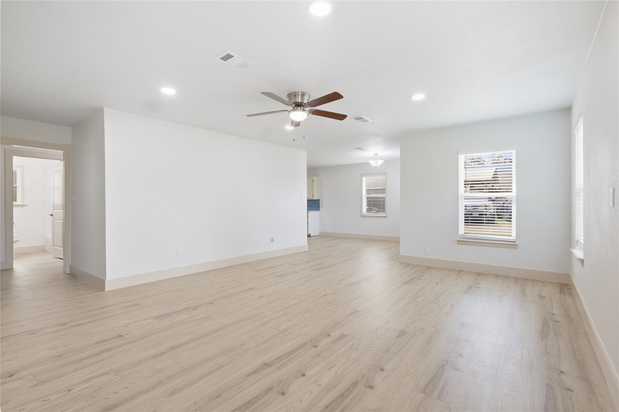 10516 Fairview Drive Property Photo 6