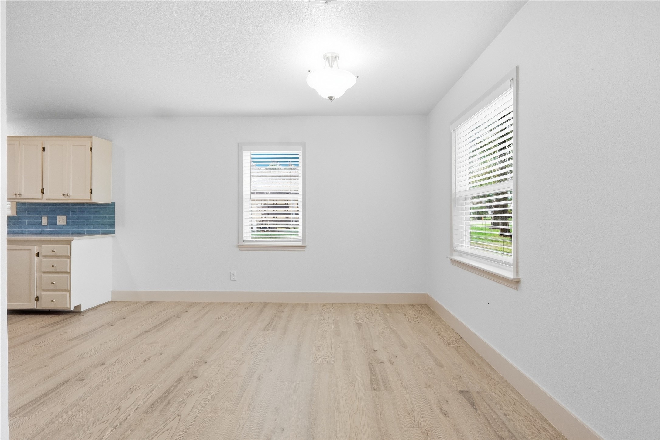 10516 Fairview Drive Property Photo 9