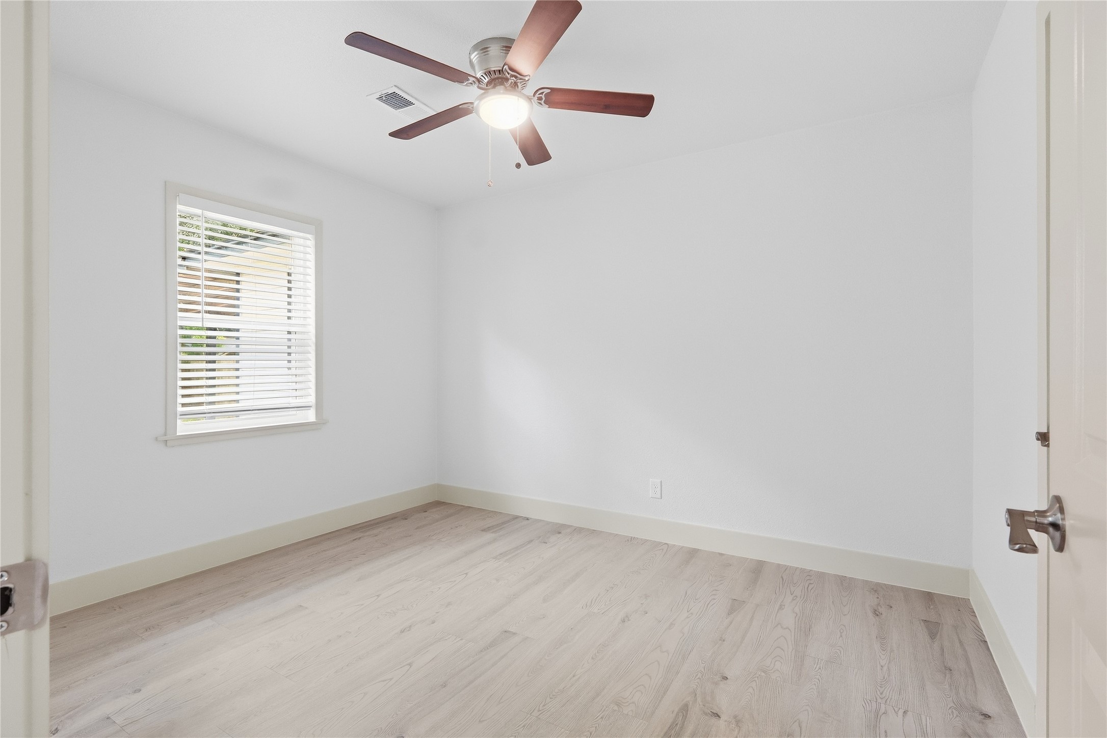 10516 Fairview Drive Property Photo 19