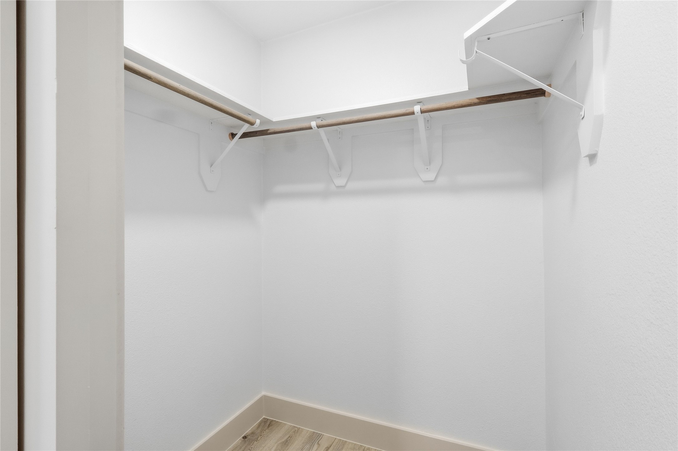 10516 Fairview Drive Property Photo 23