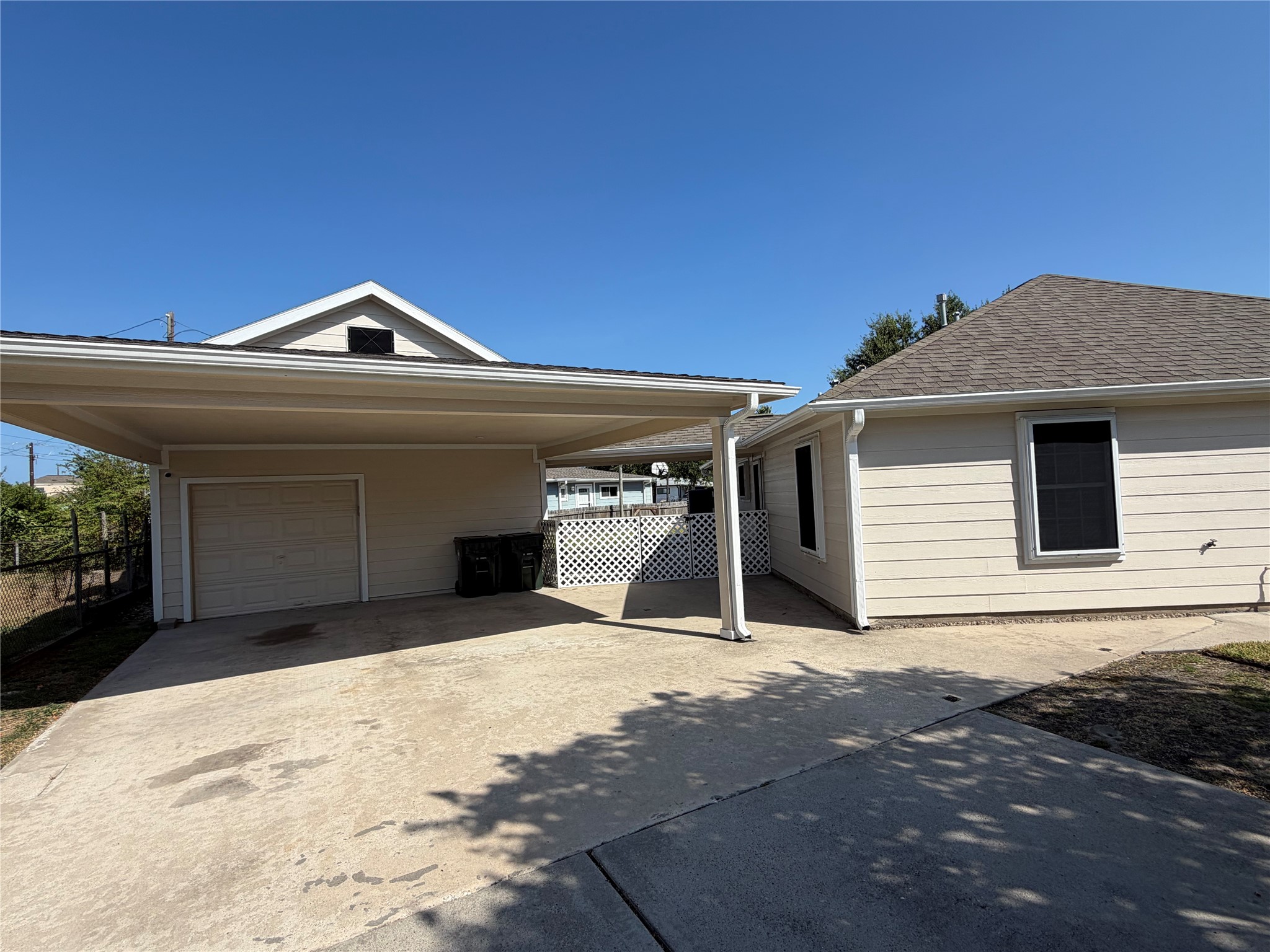 1310 Bayou Shore Drive Property Photo 1