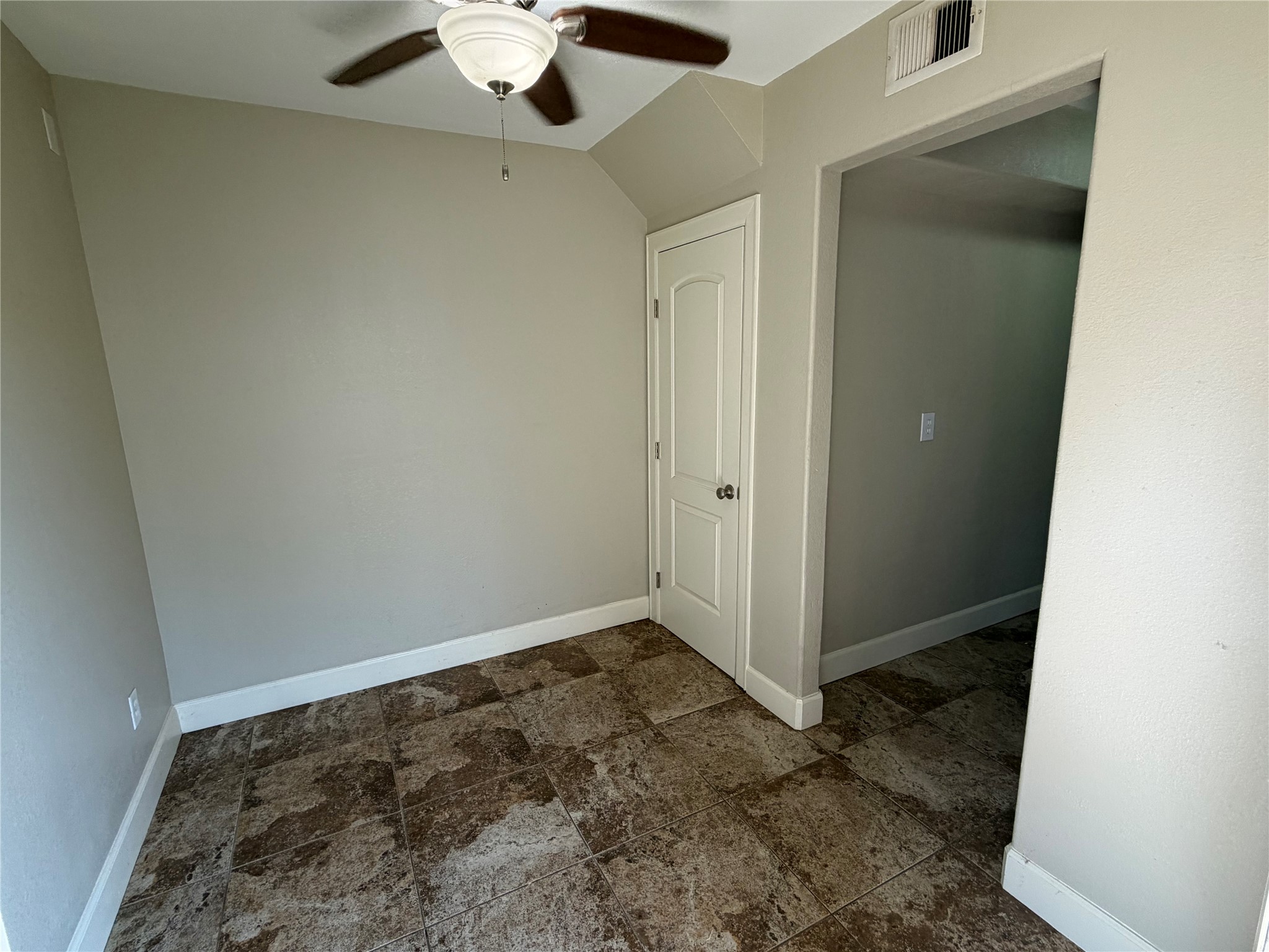 1310 Bayou Shore Drive Property Photo 3