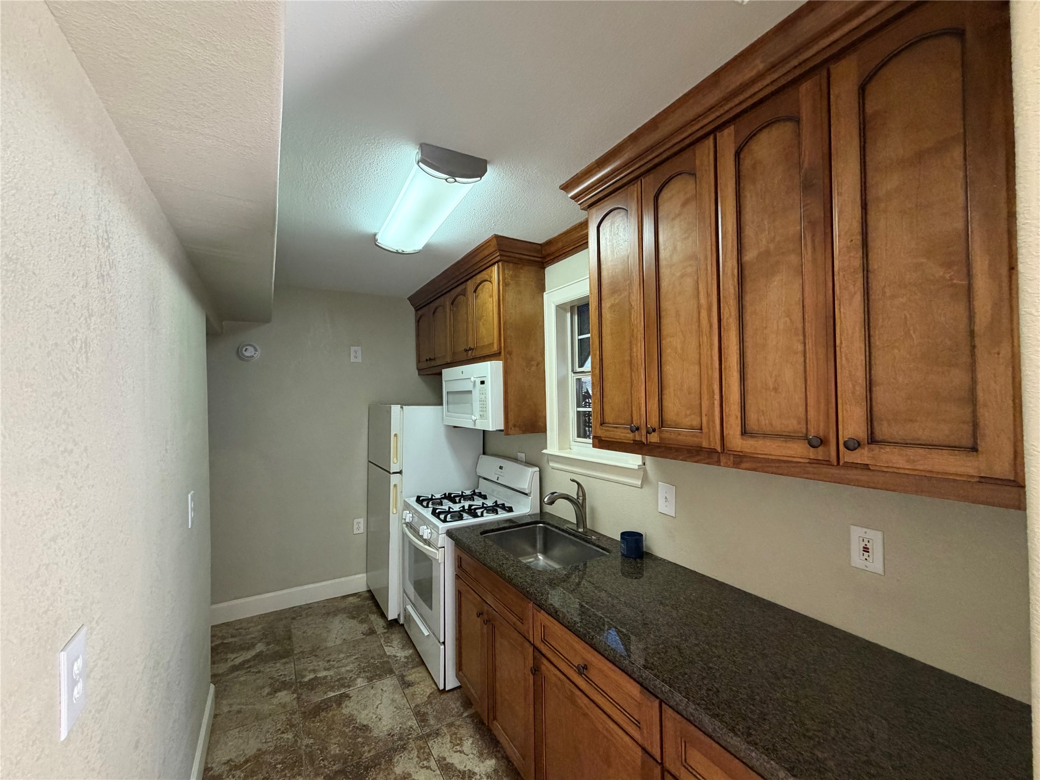 1310 Bayou Shore Drive Property Photo 4
