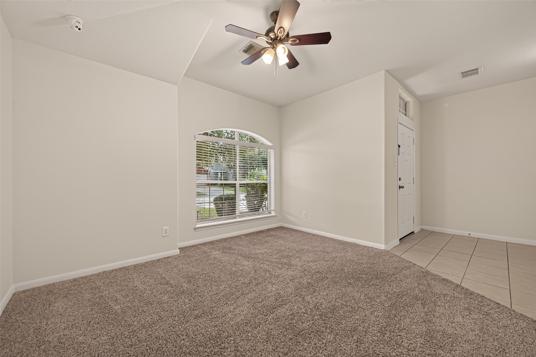 13109 Rippling Creek Lane Property Photo 4