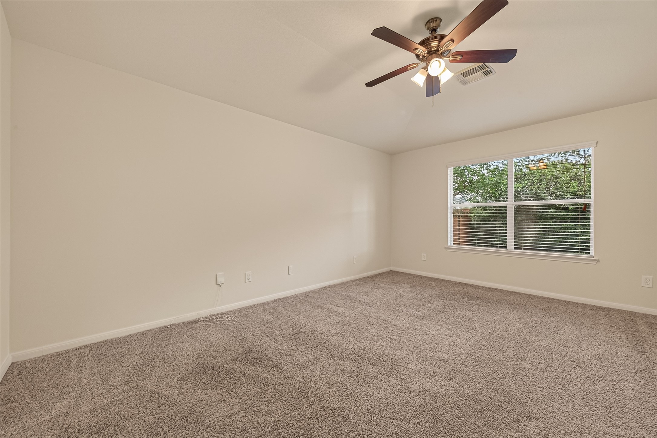 13109 Rippling Creek Lane Property Photo 13