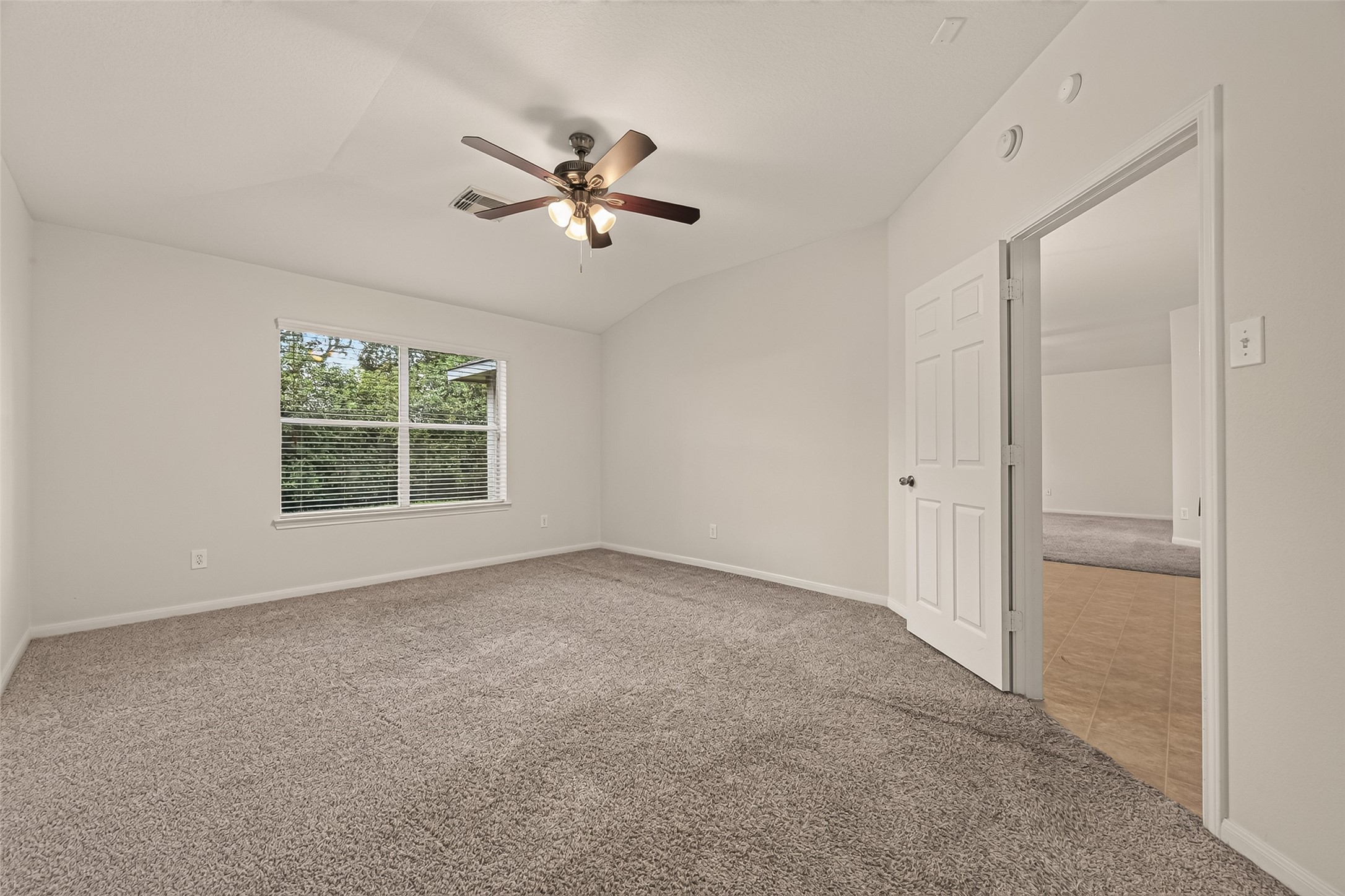 13109 Rippling Creek Lane Property Photo 16