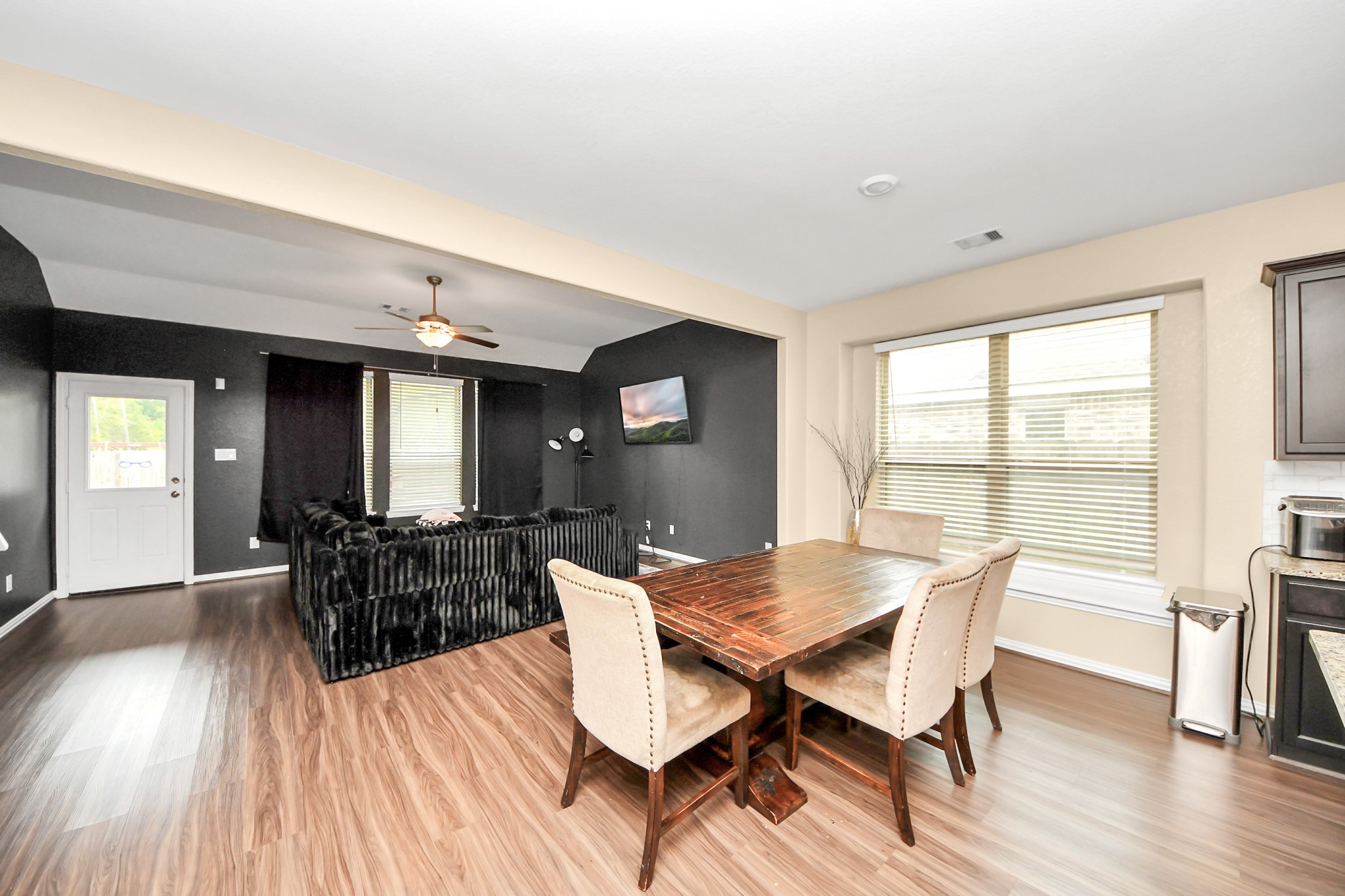 16105 Dockside Street Property Photo 14