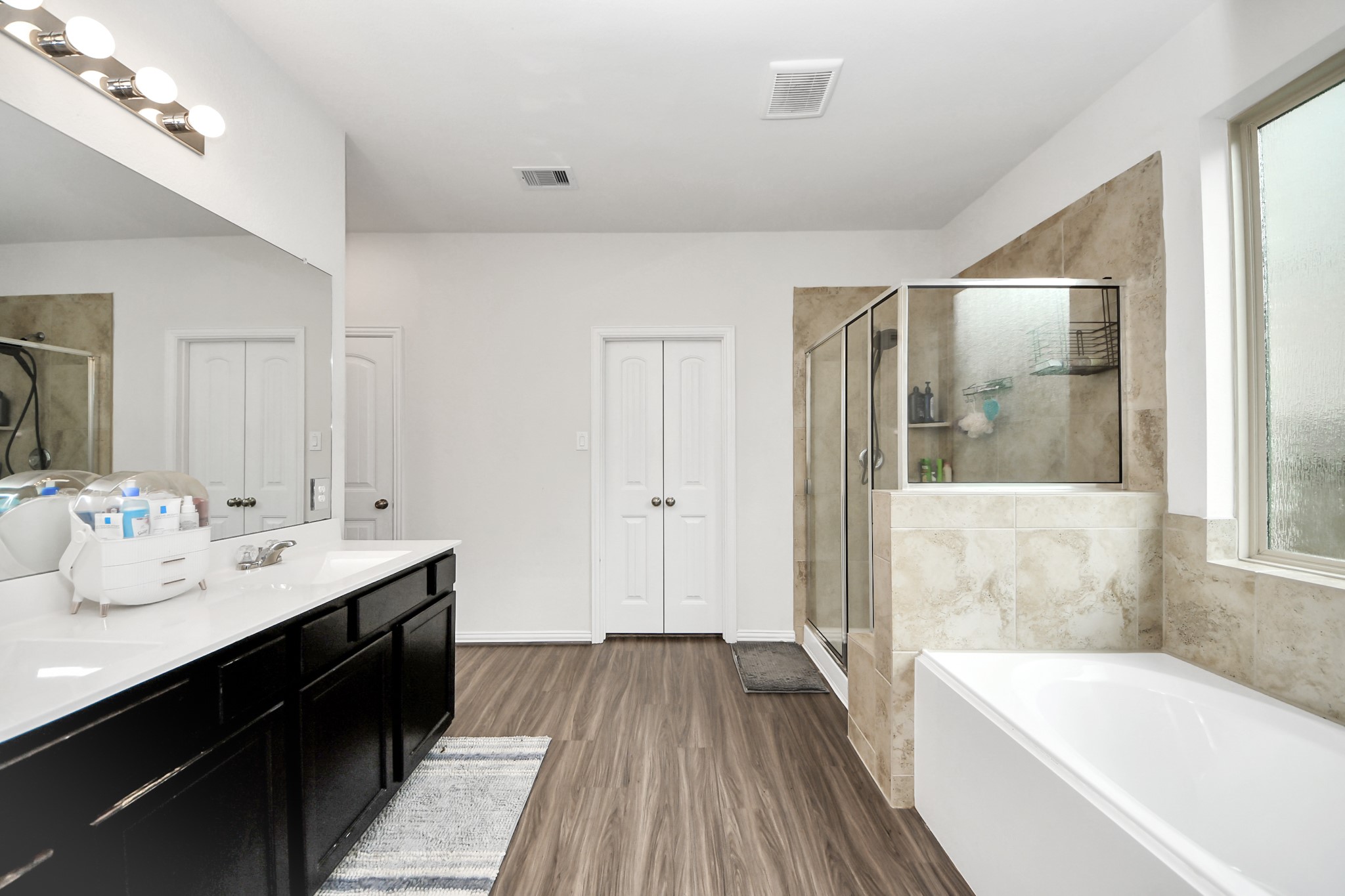 16105 Dockside Street Property Photo 25