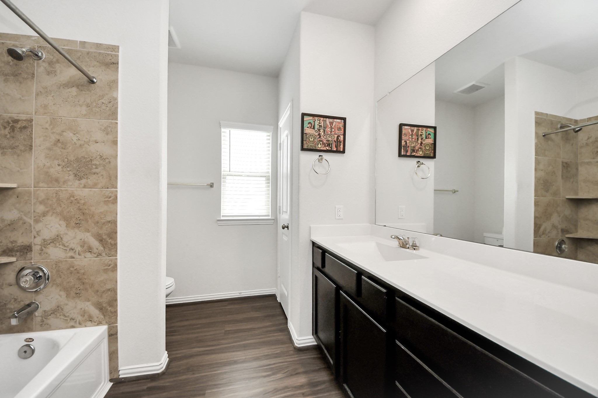 16105 Dockside Street Property Photo 35