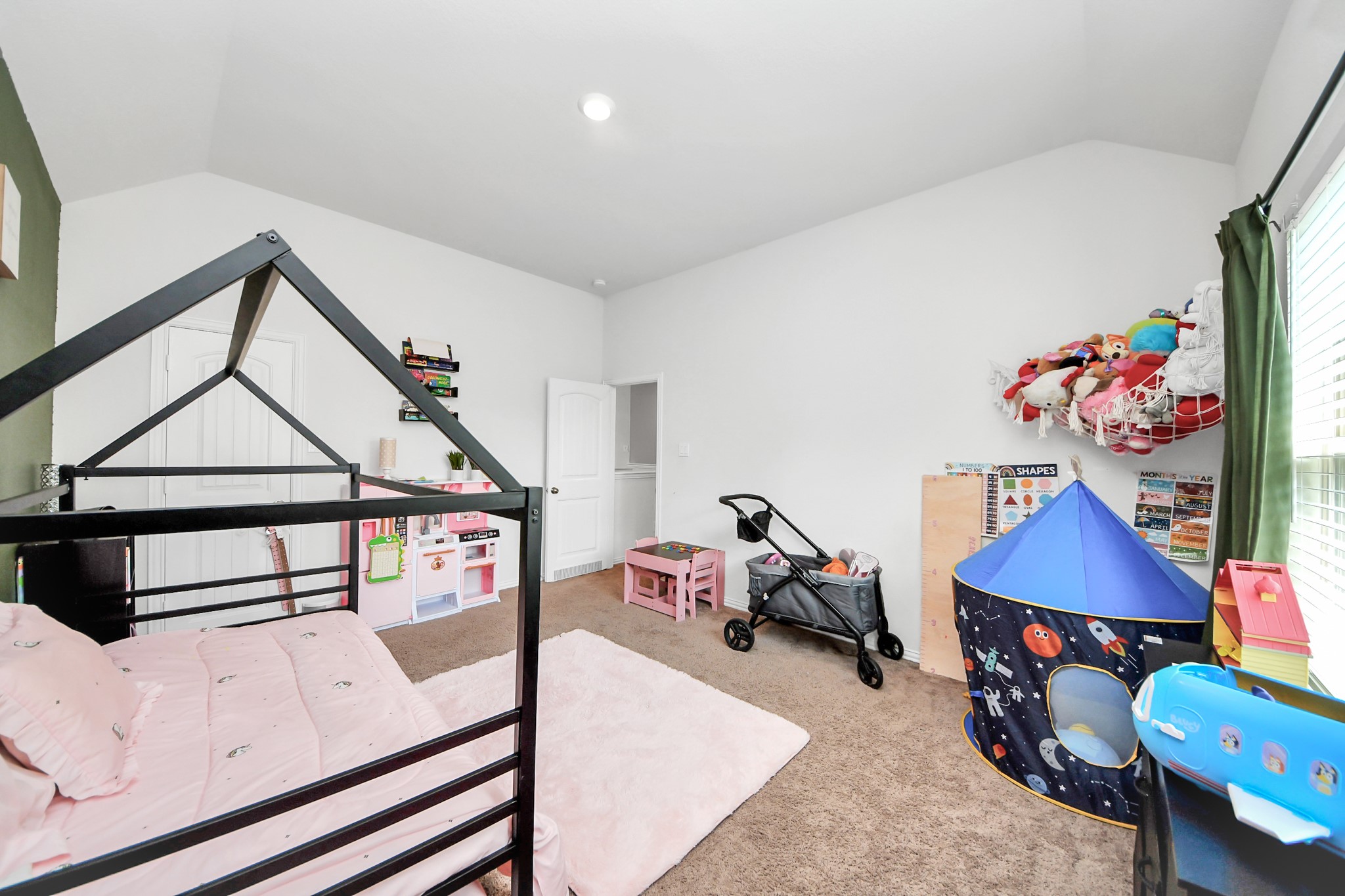 16105 Dockside Street Property Photo 39