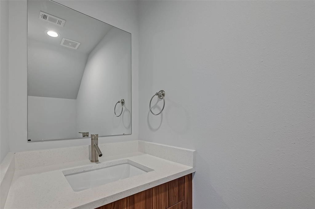 3510 Contempo Drive Property Photo 13