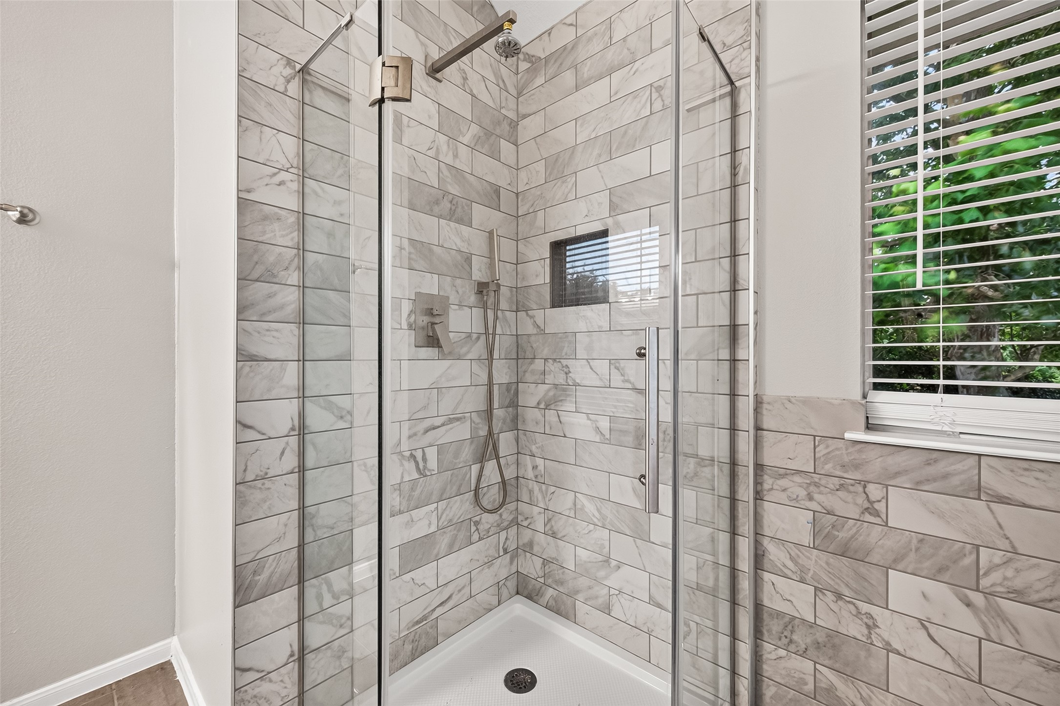 2638 Riverhollow Lane Property Photo 12