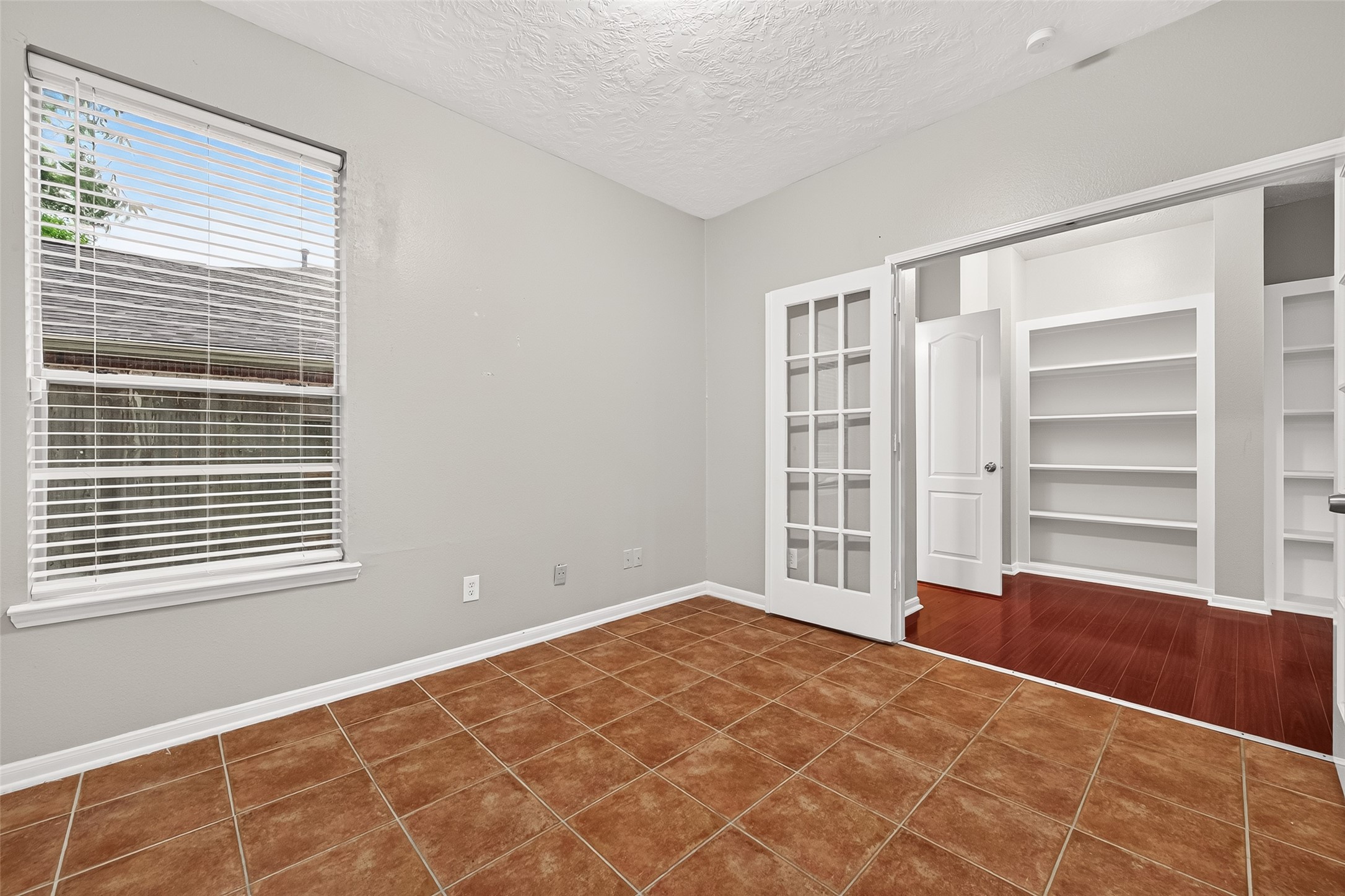 2638 Riverhollow Lane Property Photo 31