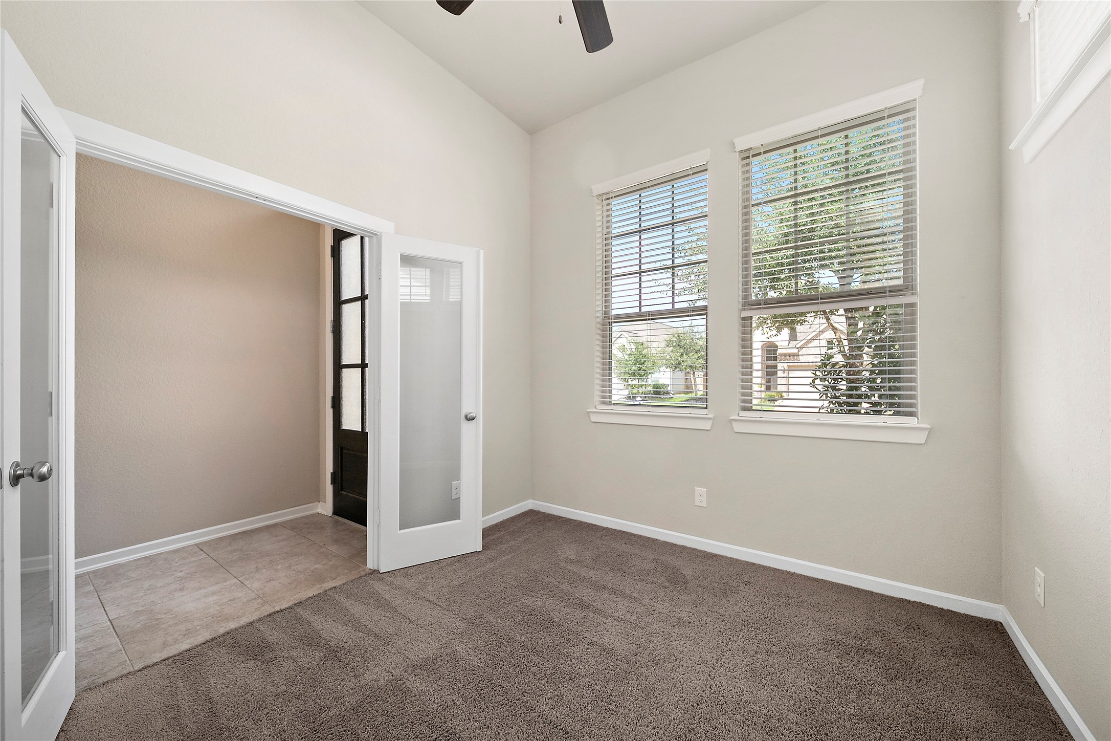 16018 Muster Oak Drive Property Photo 3