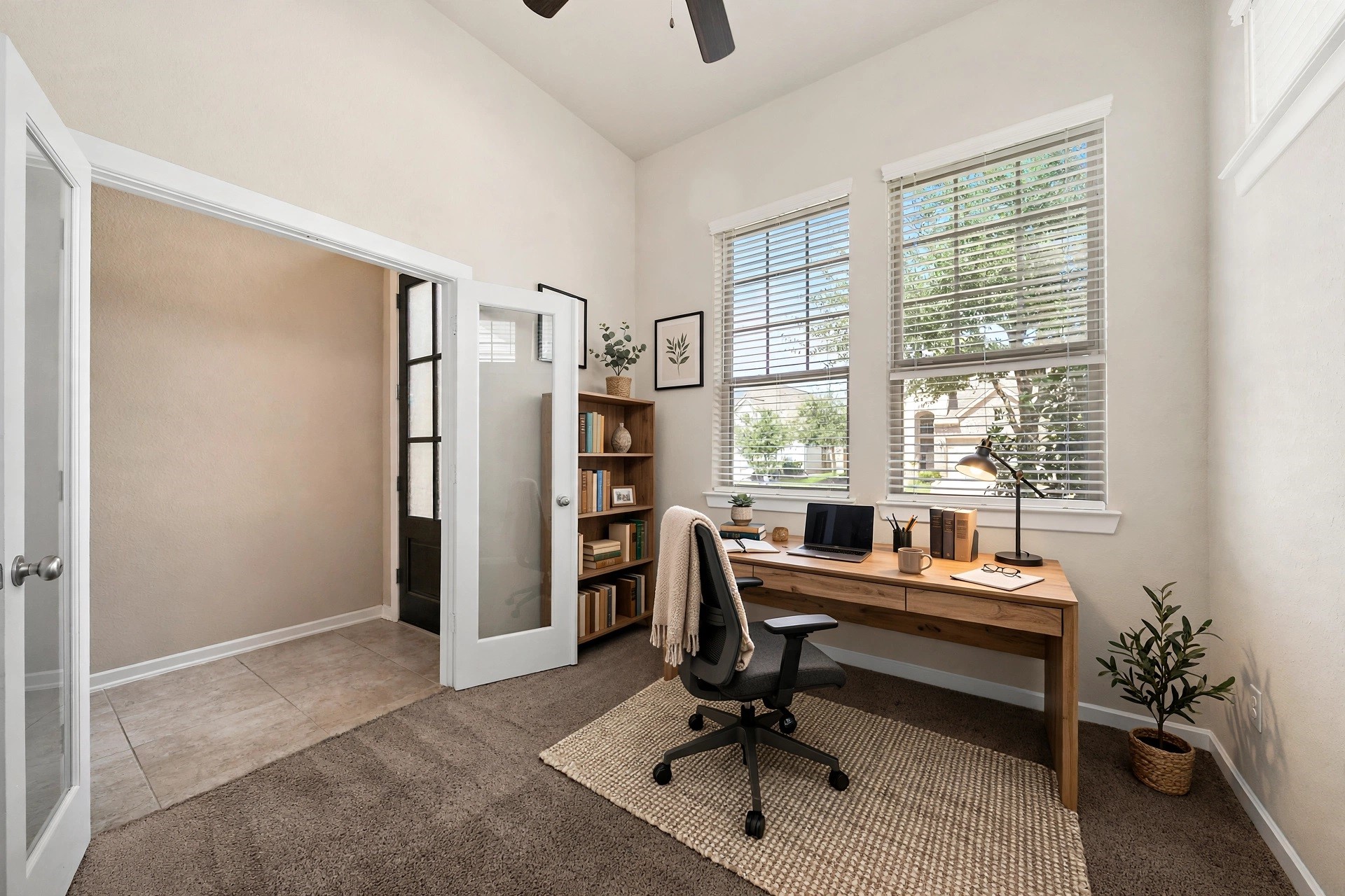 16018 Muster Oak Drive Property Photo 3