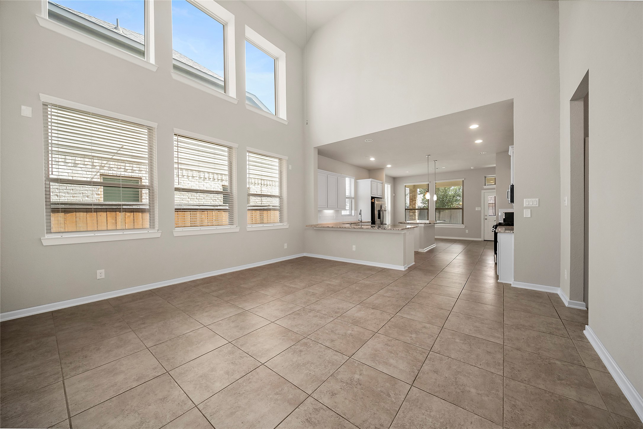 16018 Muster Oak Drive Property Photo 4