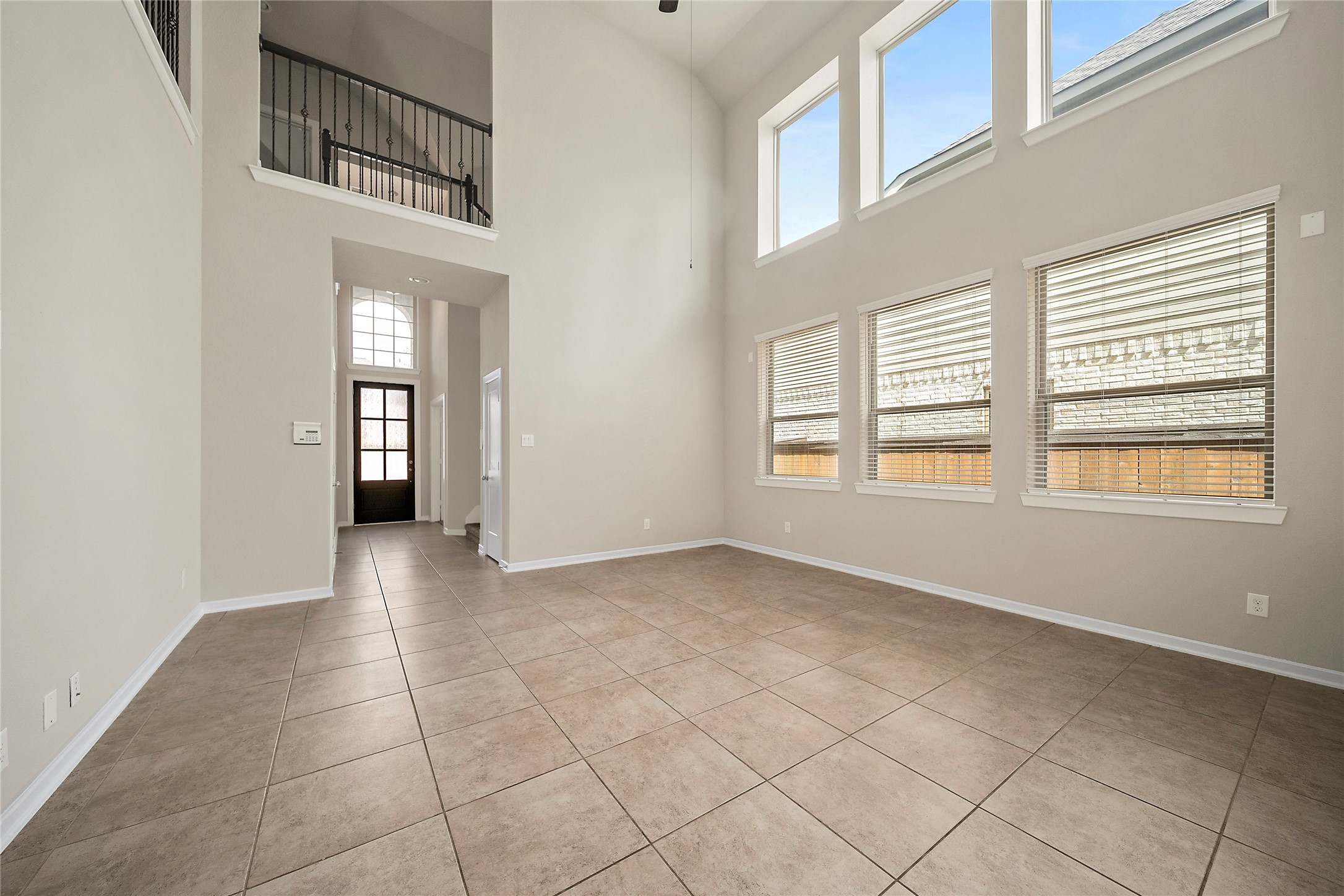 16018 Muster Oak Drive Property Photo 6
