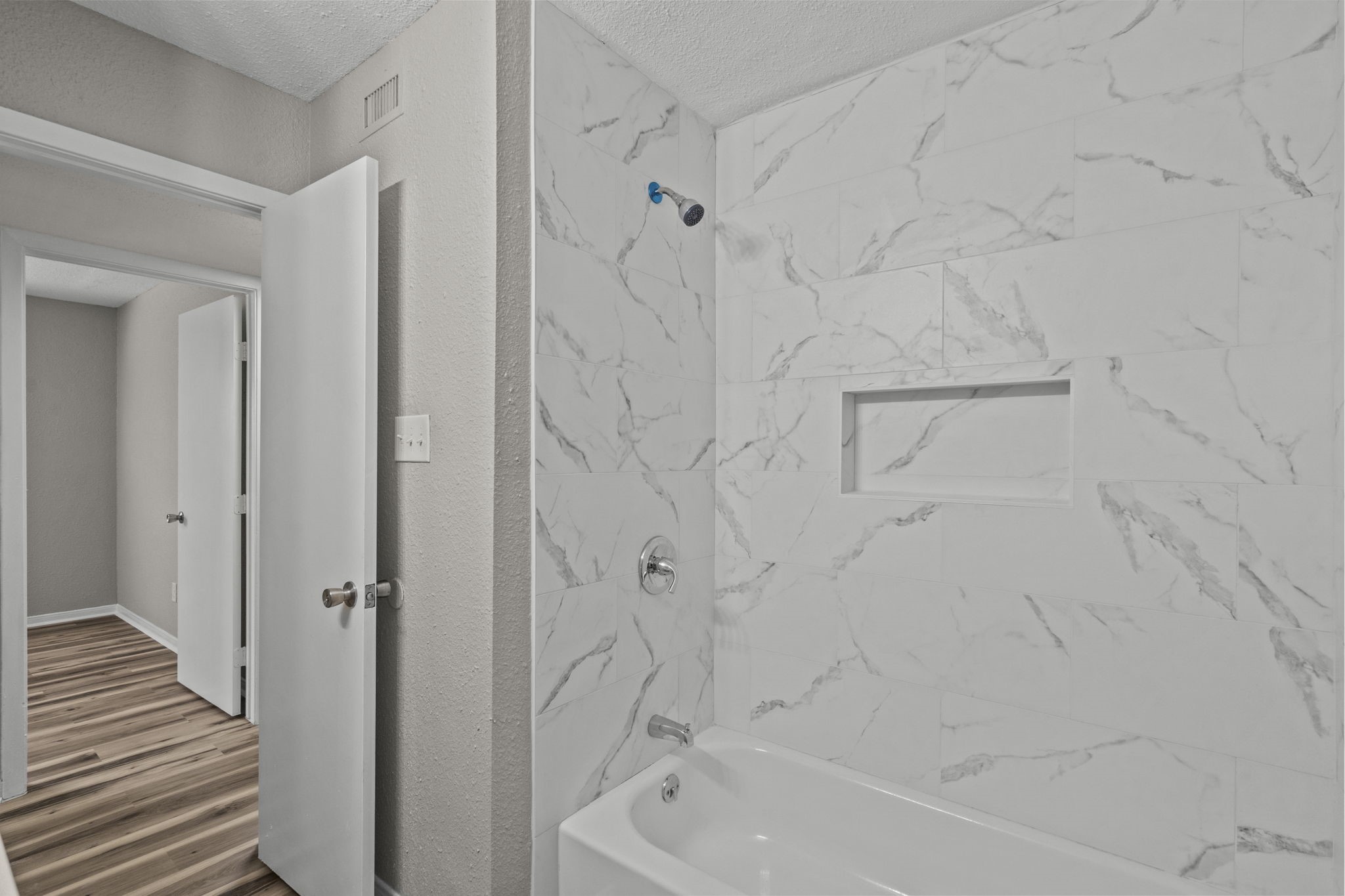1927 Ave M 1/2 4 Property Photo 10