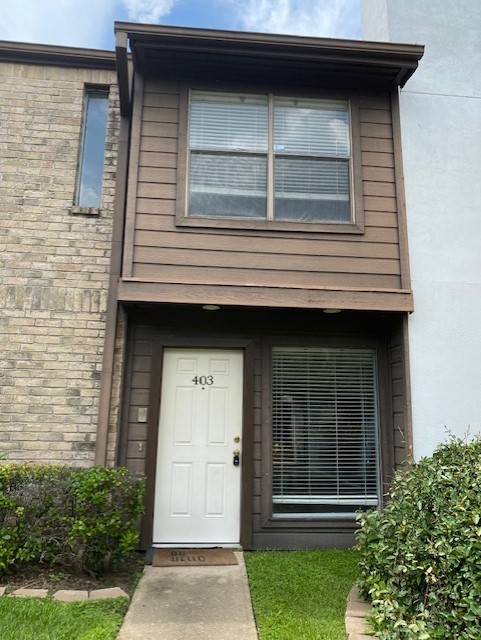 2601 S Braeswood Boulevard 403 Property Photo 2