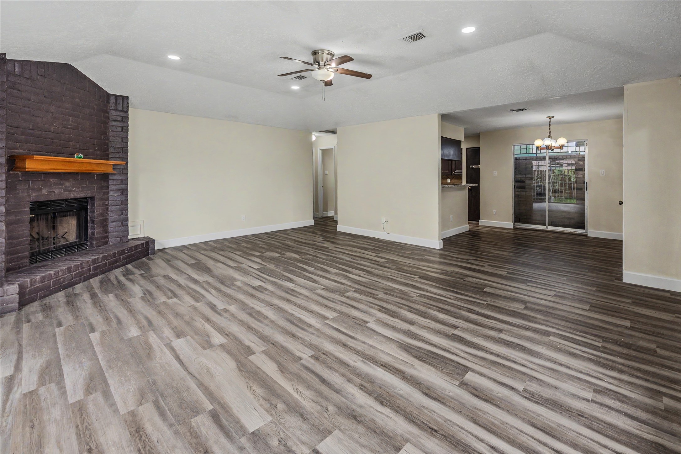 7907 Chancel Drive Property Photo 8