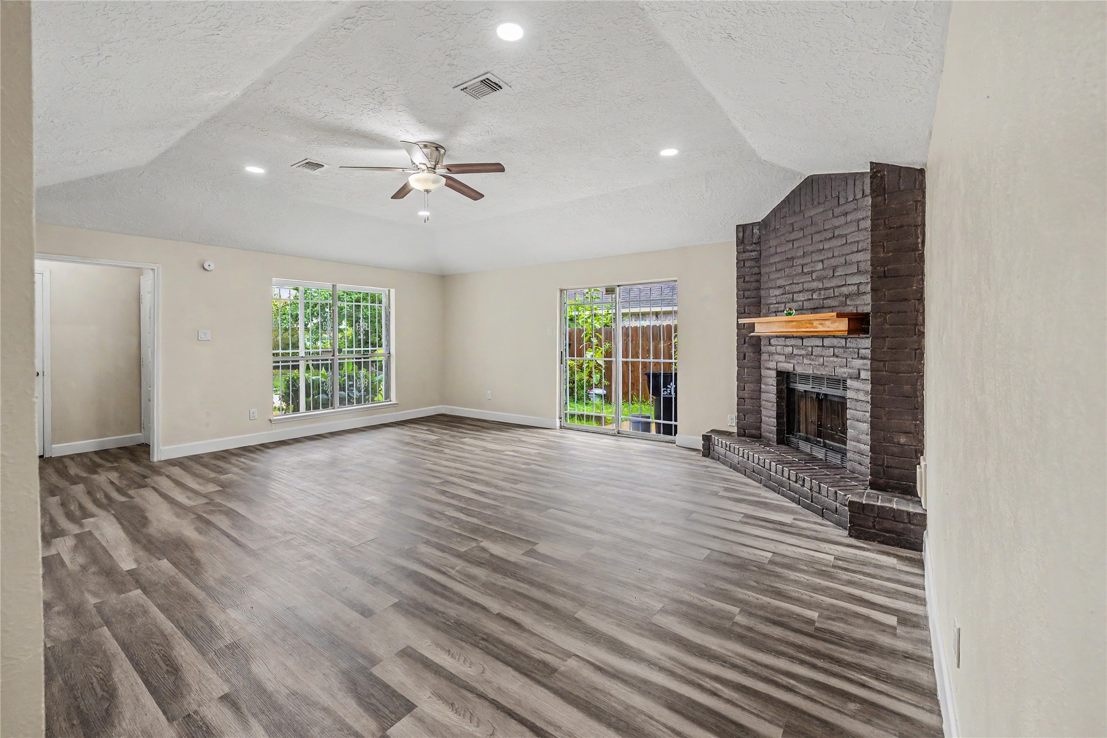7907 Chancel Drive Property Photo 10