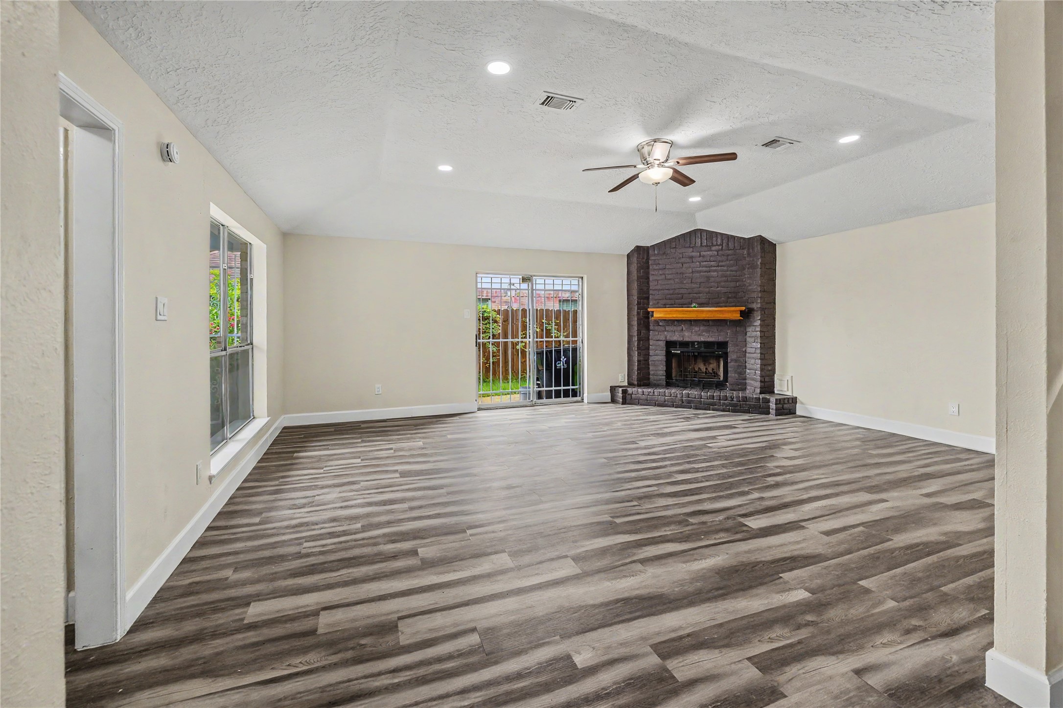 7907 Chancel Drive Property Photo 11