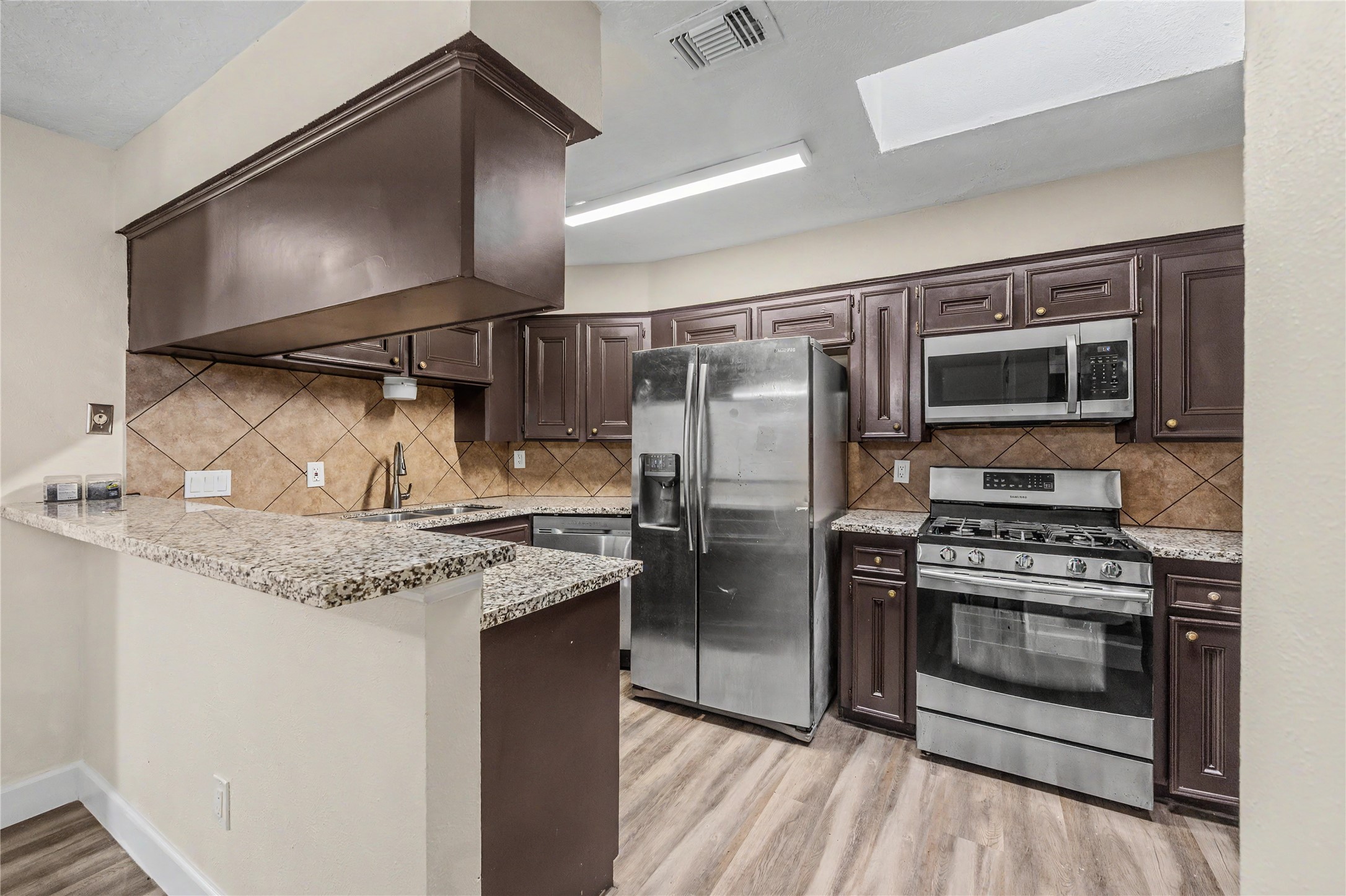 7907 Chancel Drive Property Photo 16