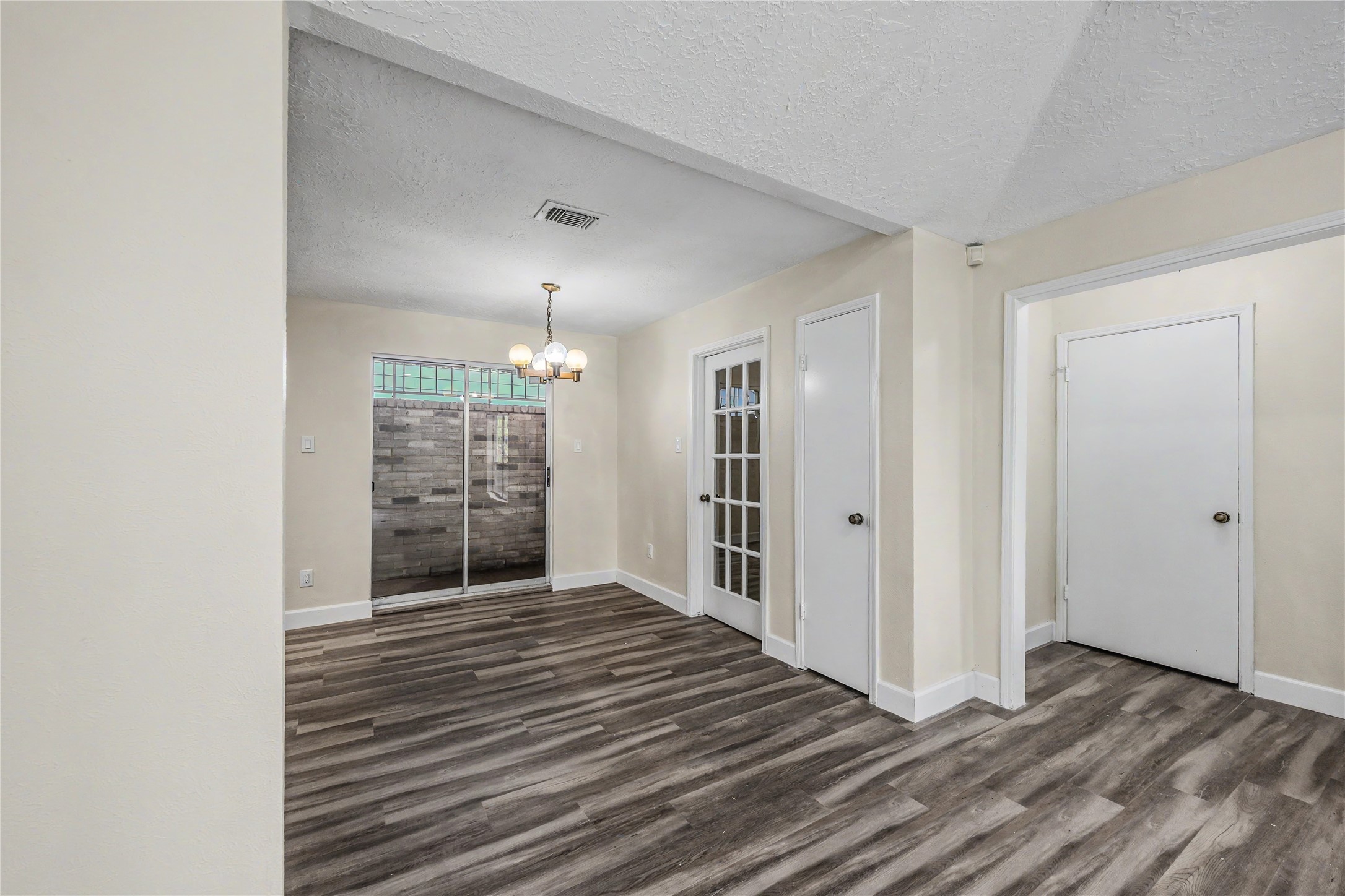 7907 Chancel Drive Property Photo 17