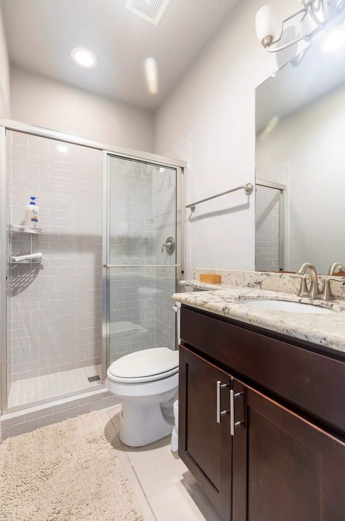 1413 Holly Street A Property Photo 6
