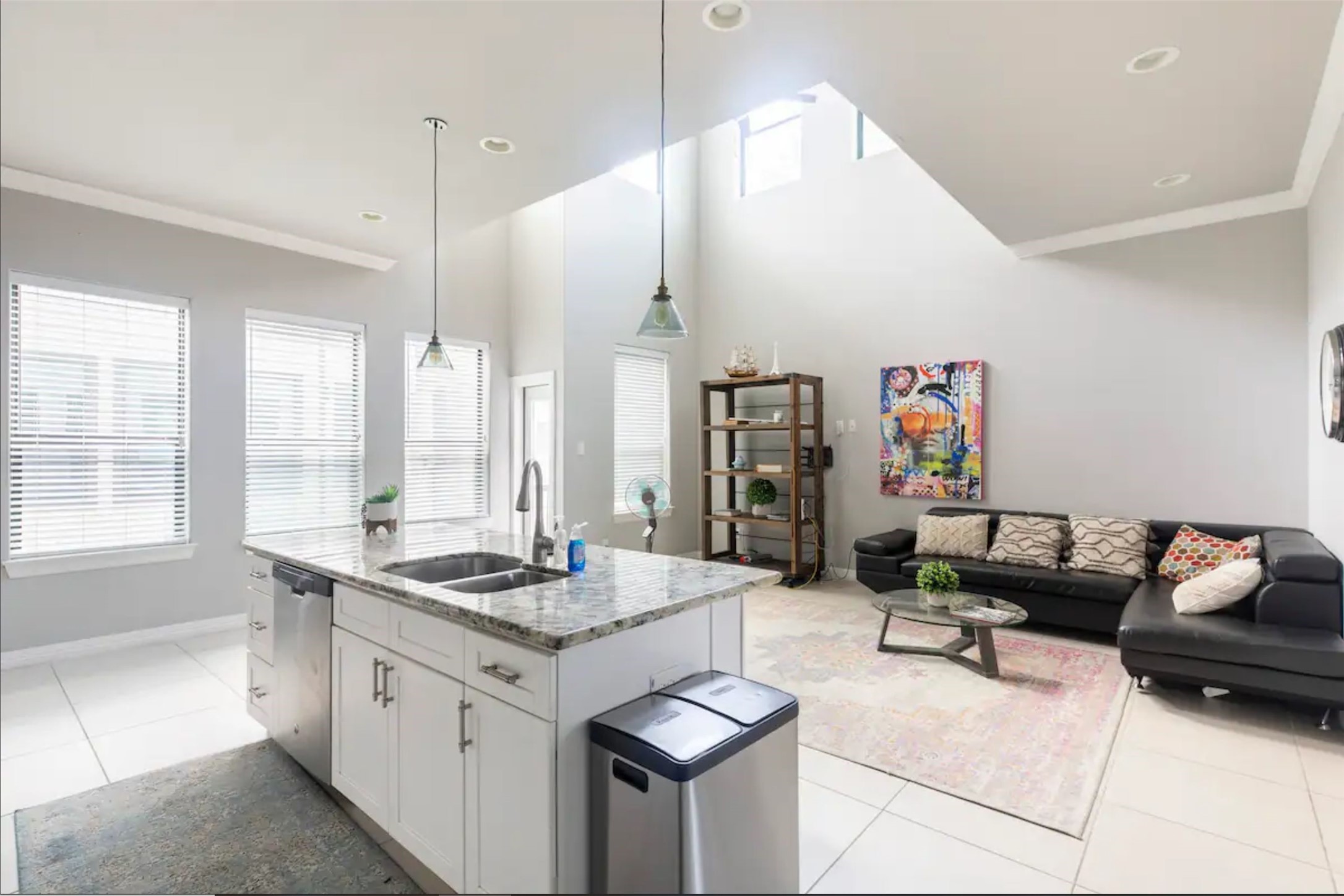 1413 Holly Street A Property Photo 11