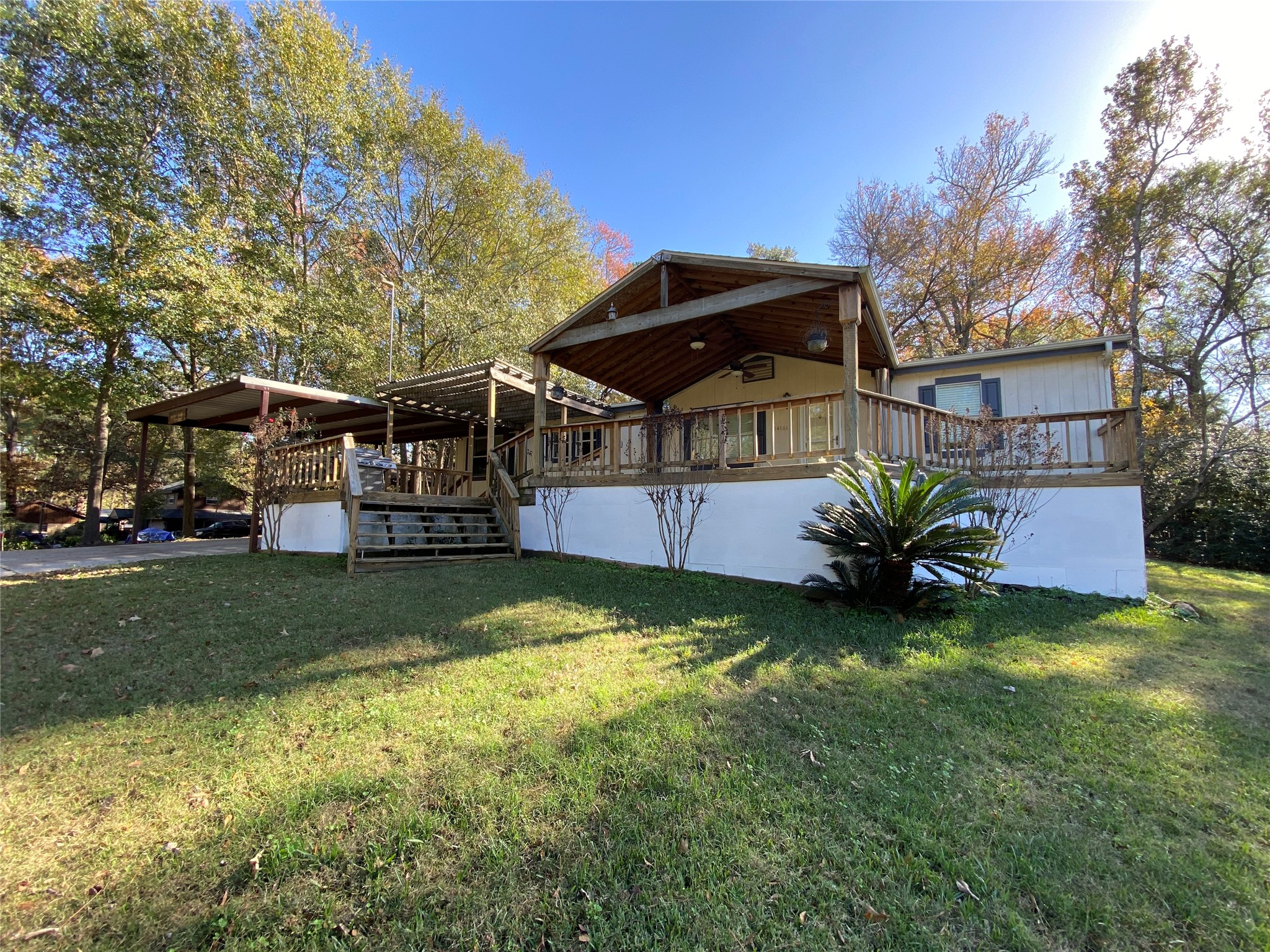 14461 Elmore Drive Property Photo 7