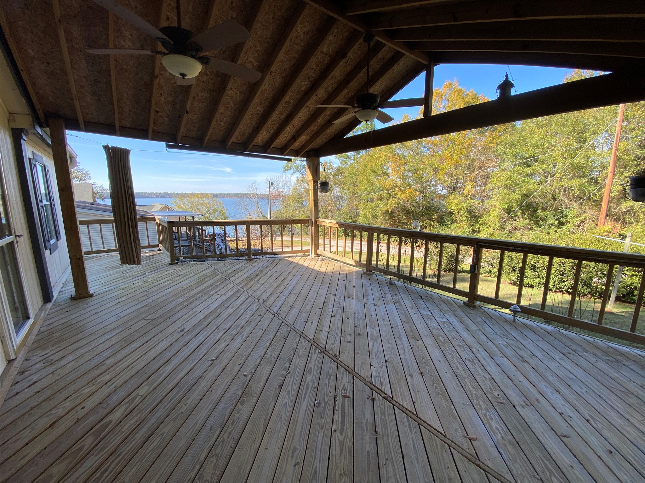 14461 Elmore Drive Property Photo 8
