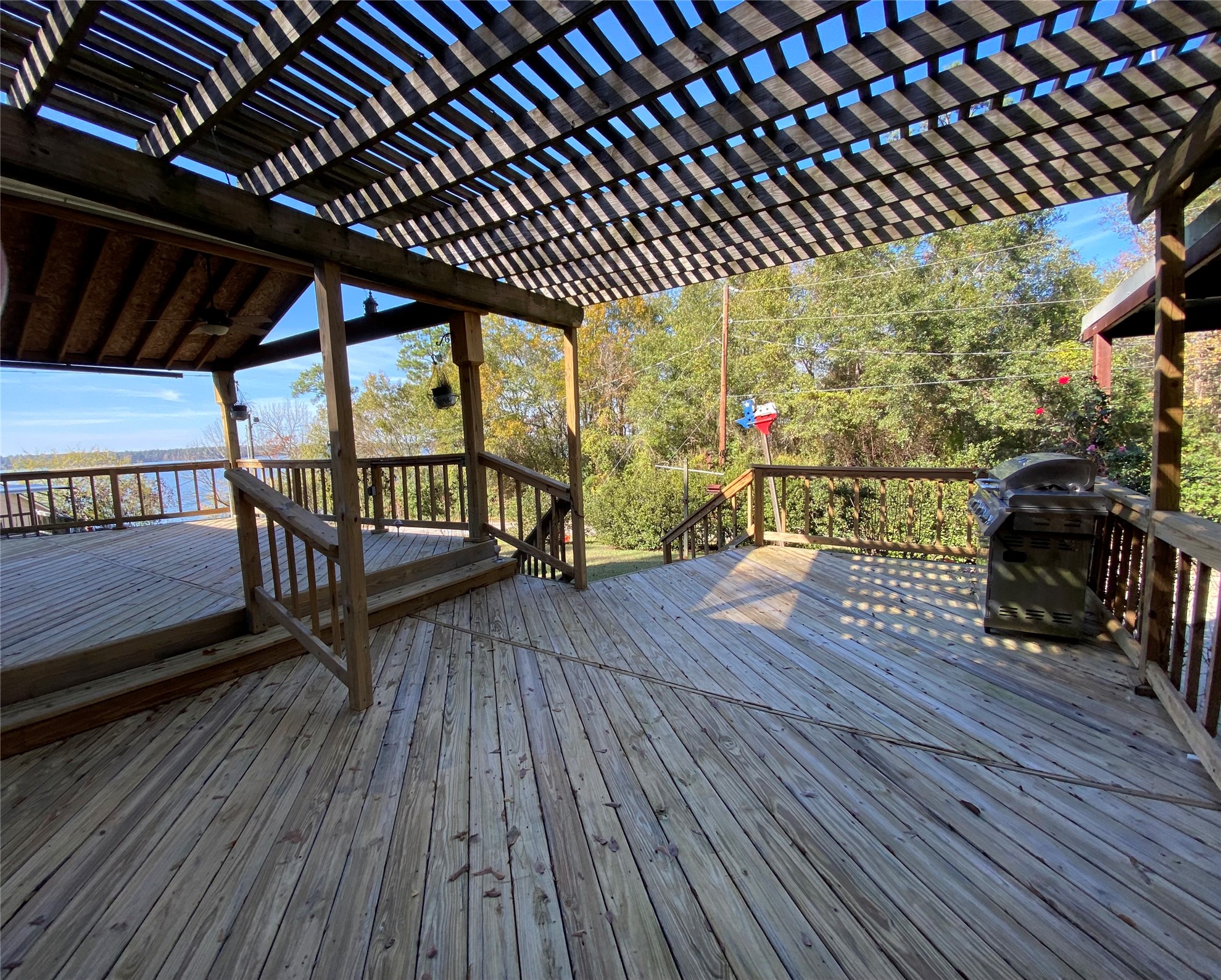 14461 Elmore Drive Property Photo 9