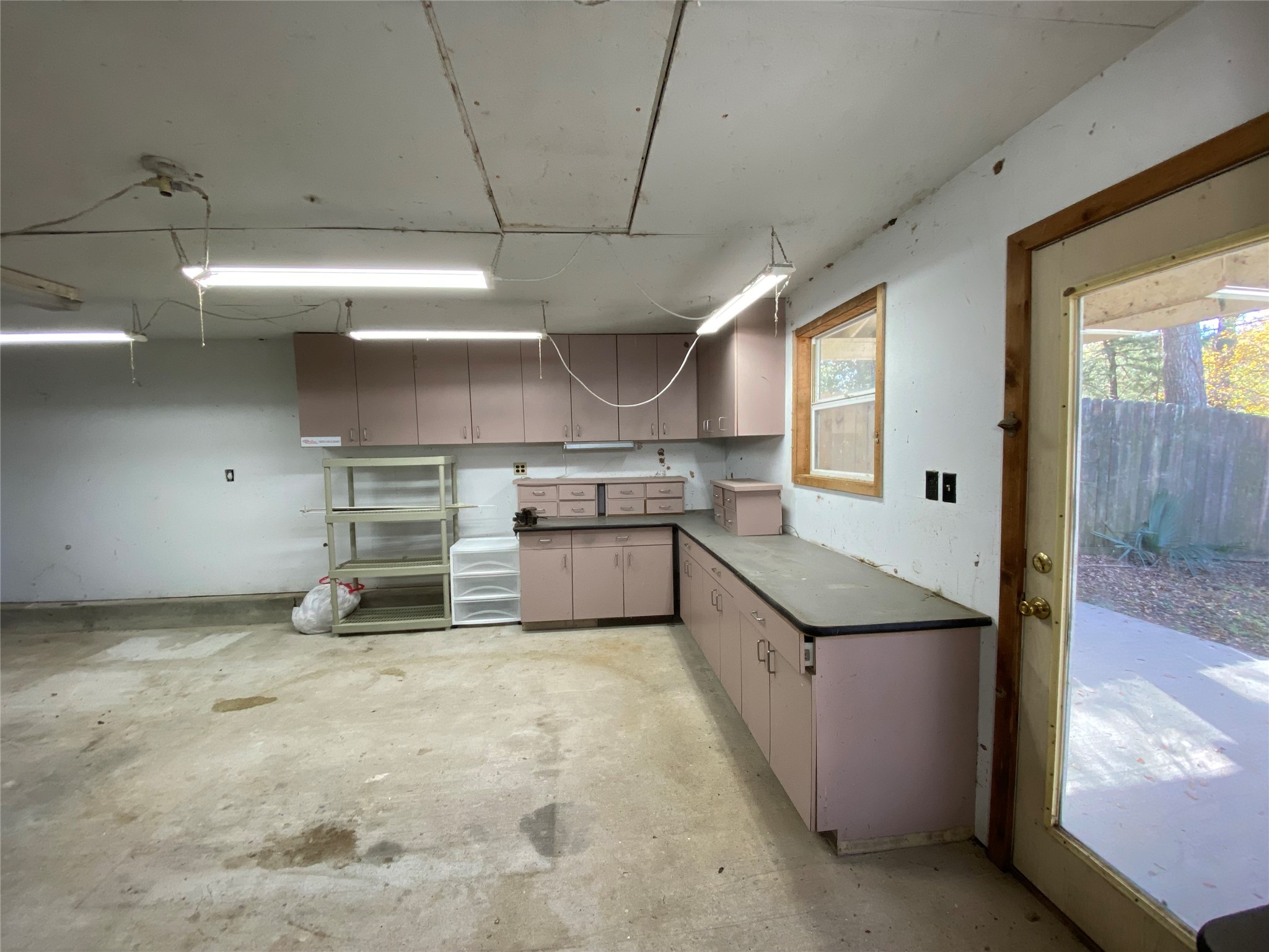 14461 Elmore Drive Property Photo 27