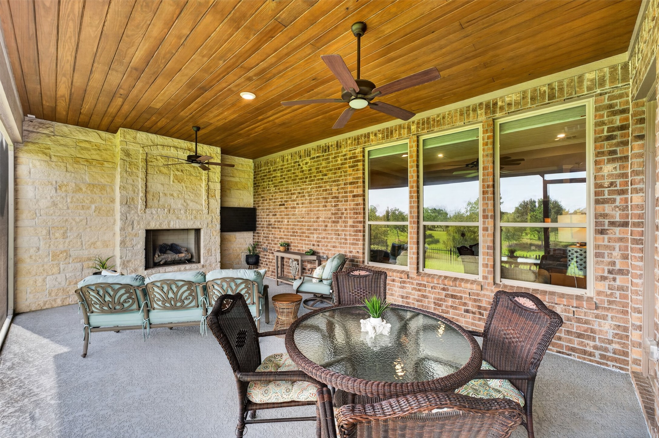 340 Belgian Court Property Photo 43