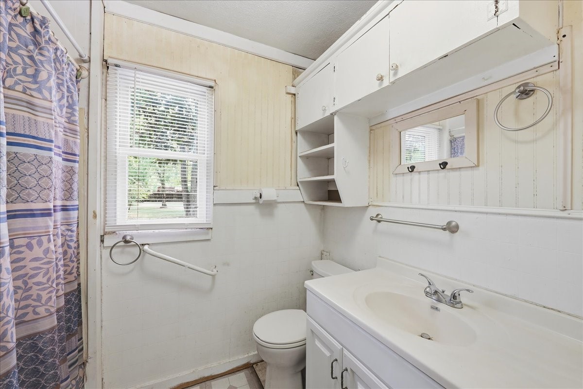 3015 Enner Property Photo 17