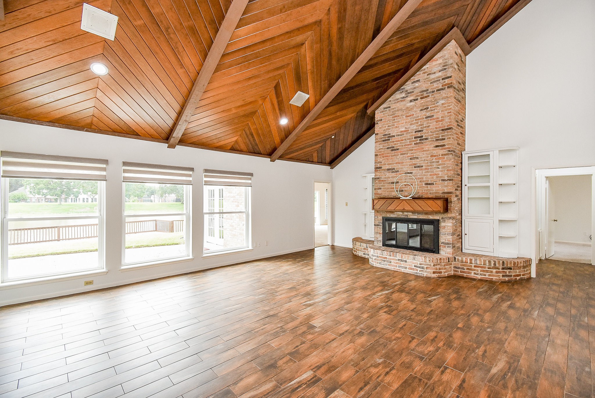 1231 Creekford Circle Property Photo 7