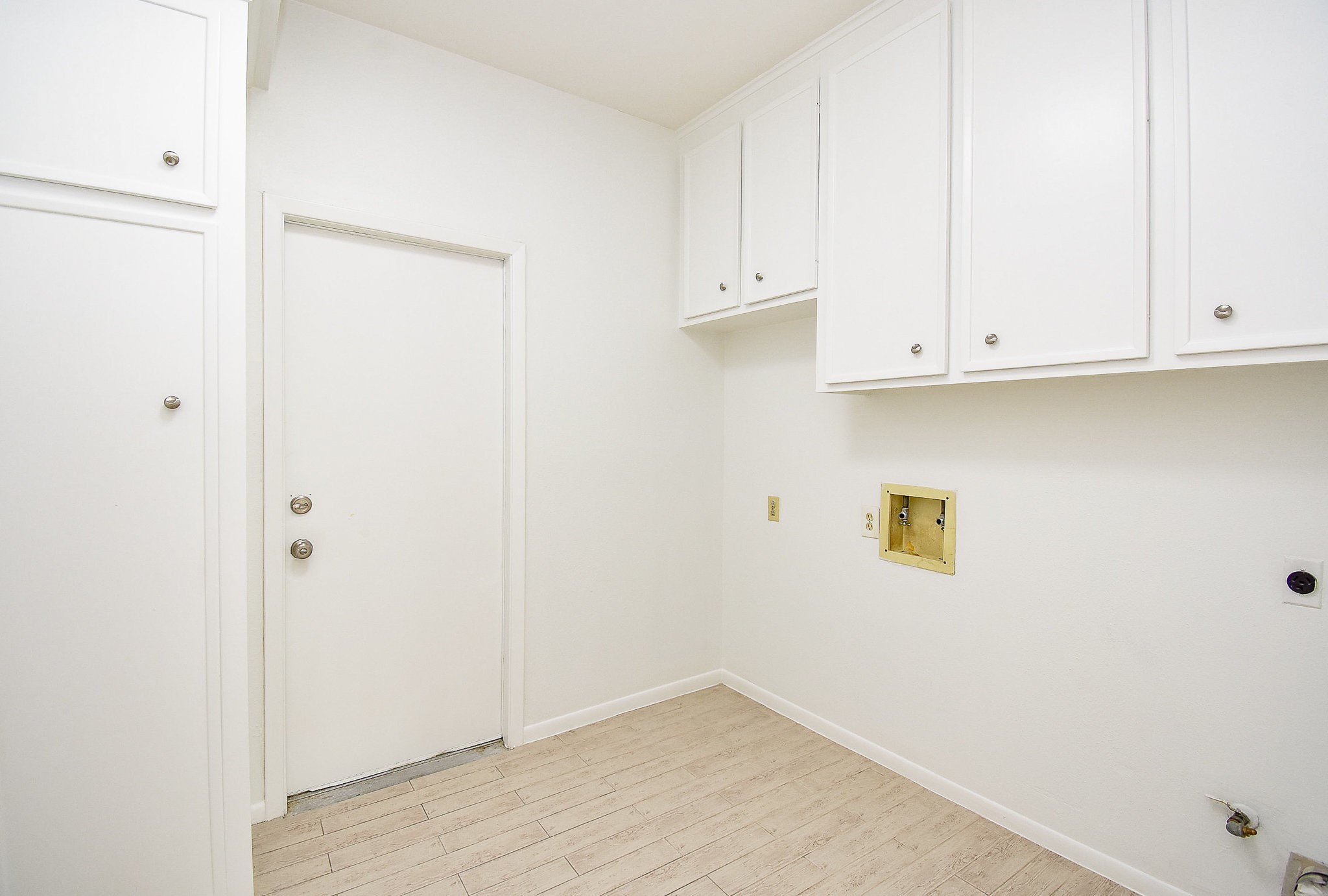 1231 Creekford Circle Property Photo 29